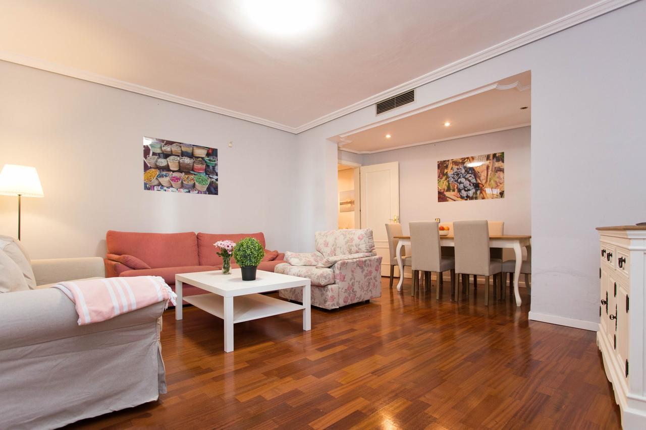 Svq Apartments - Patio Santa Cruz Sevilla Eksteriør bilde